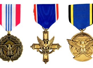 Za co dostaje się Krzyż Zasługi?